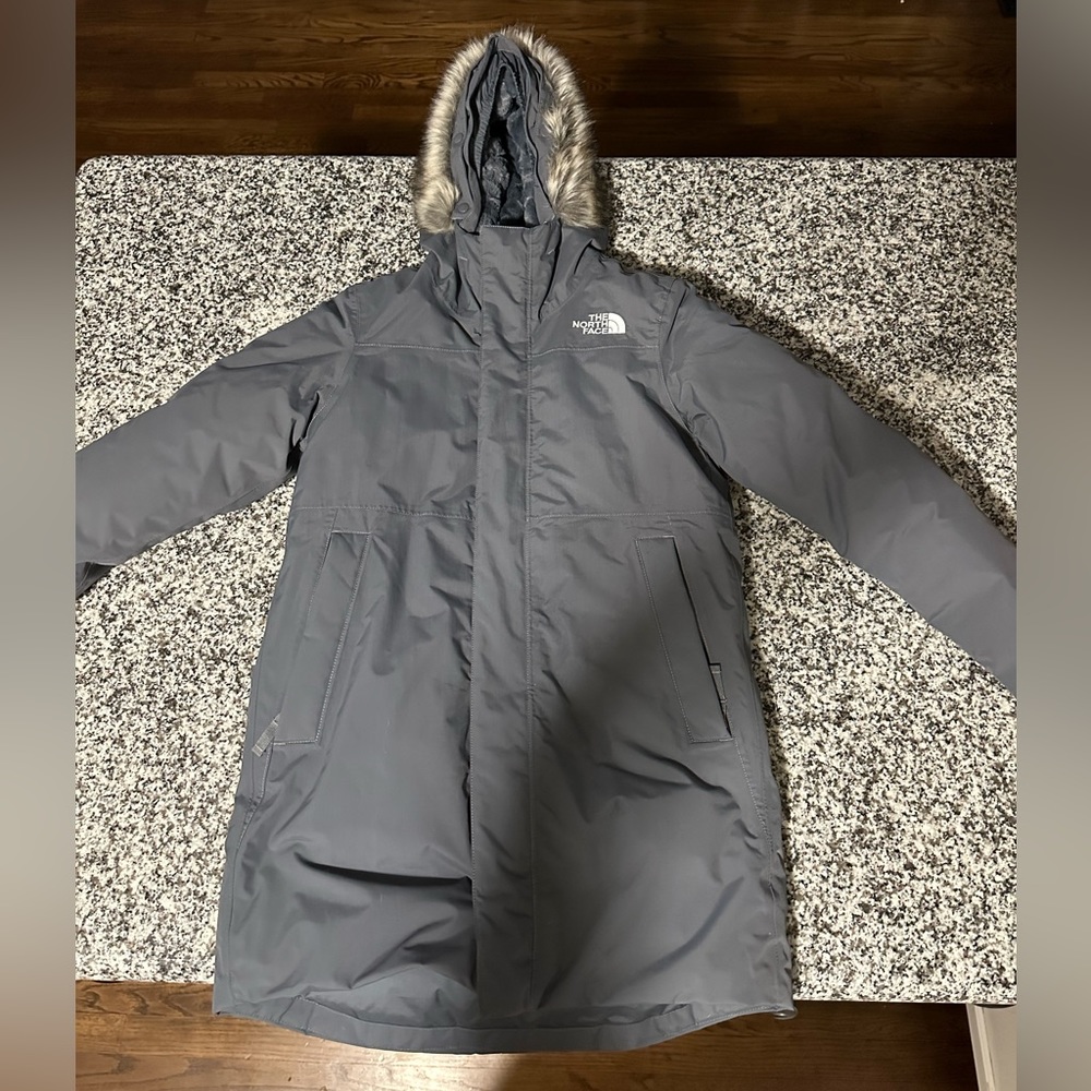 Girls 10/12 Noth Face winter coat